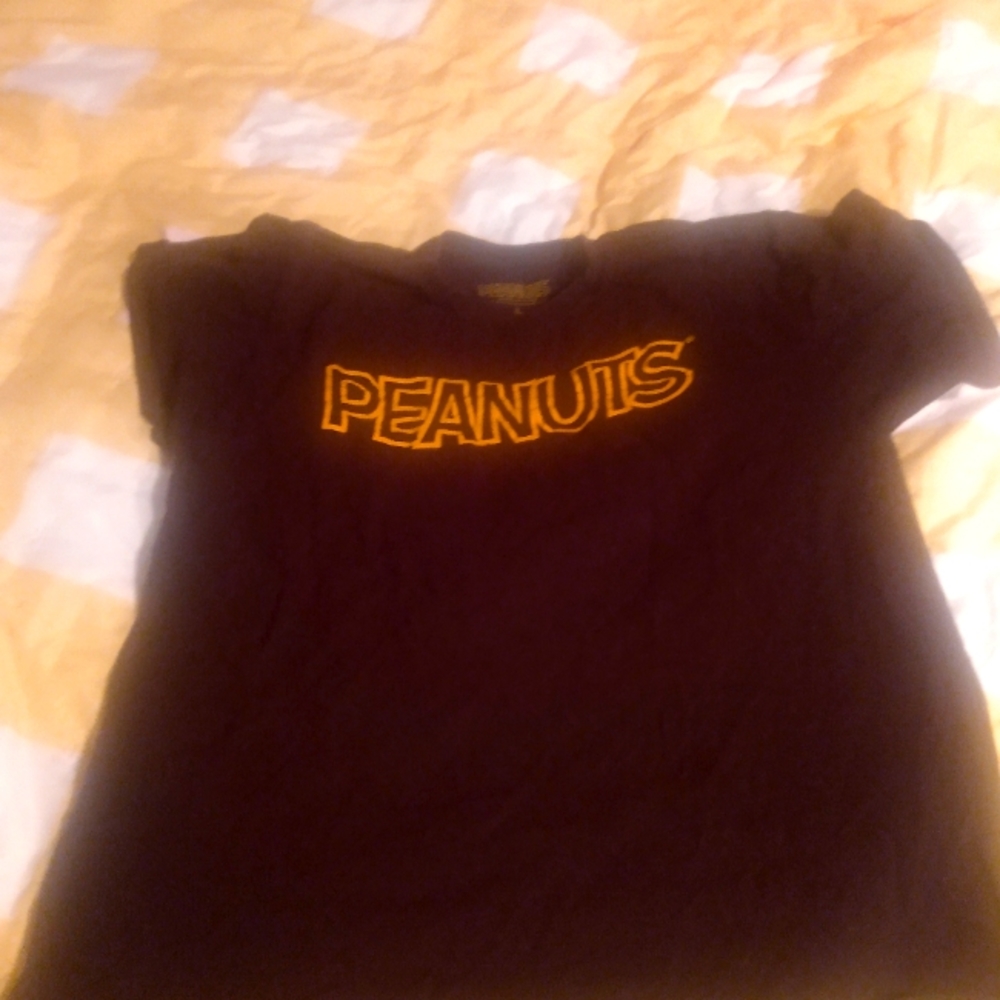 Women's shirt size large